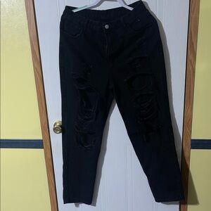 SHEIN Black Distressed Boyfriend Jeans